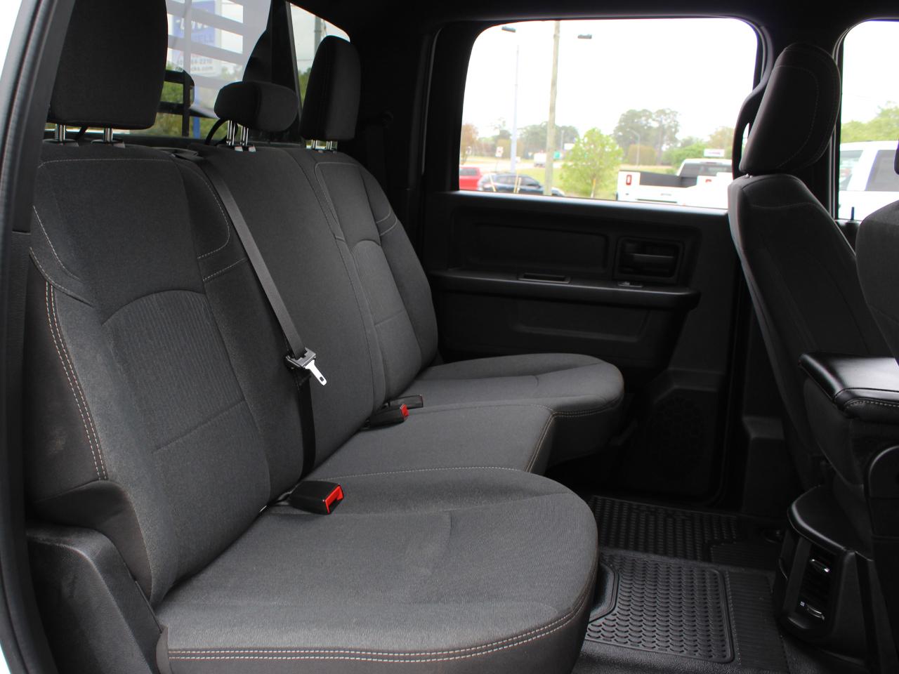 RAM 3500 Crew Cab 4WD DRW 2024