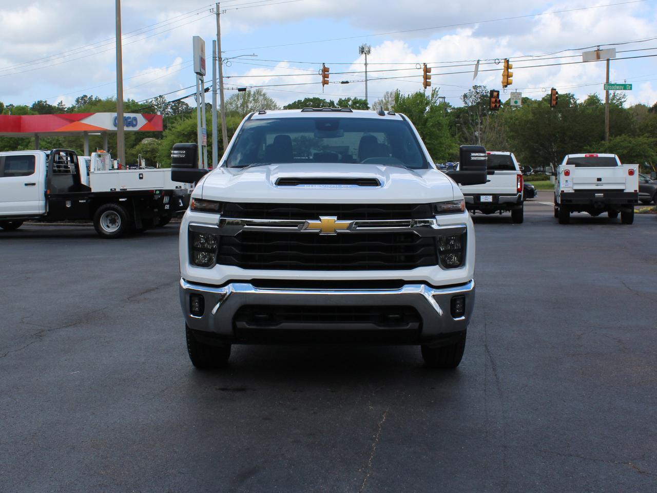 Chevrolet Silverado 2500HD LT Crew Cab Short Box 4WD 2024