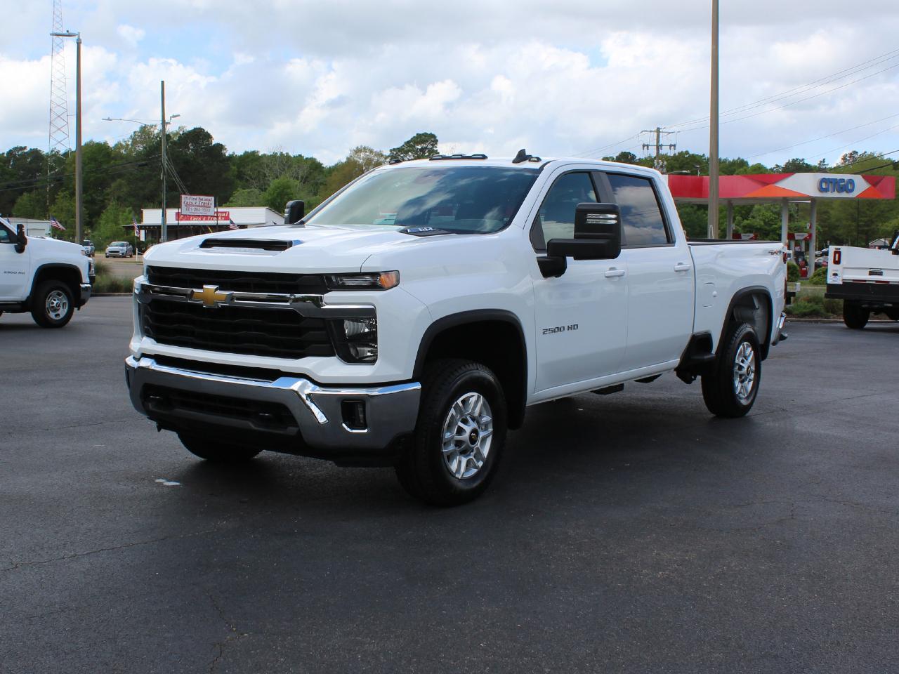 Chevrolet Silverado 2500HD LT Crew Cab Short Box 4WD 2024