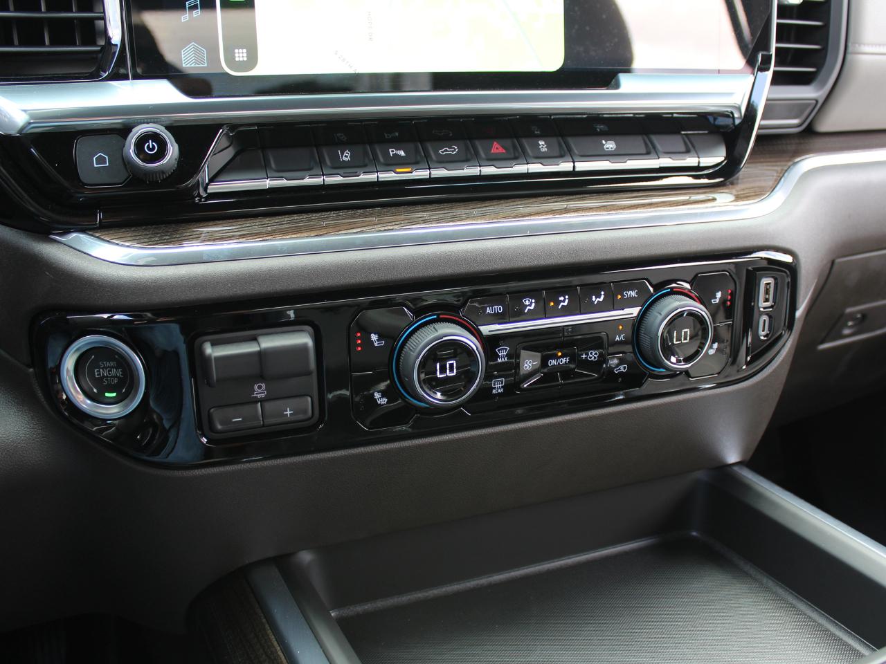 Chevrolet Silverado 2500HD LT Crew Cab Short Box 4WD 2024