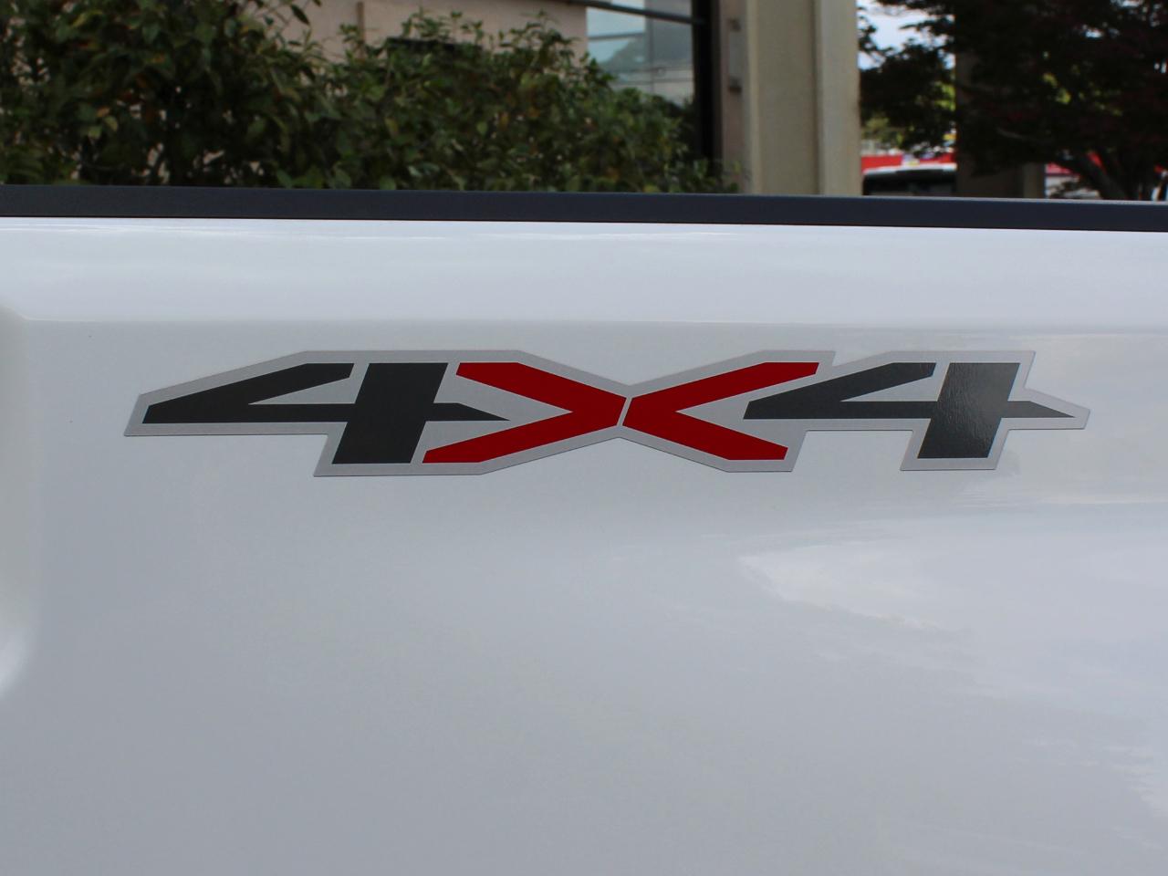 Chevrolet Silverado 2500HD LT Crew Cab Short Box 4WD 2024