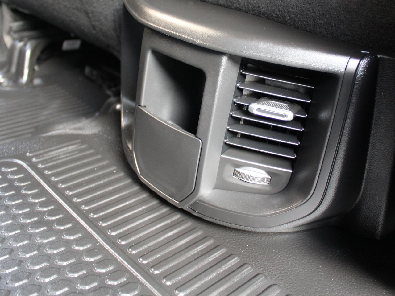 RAM 3500 Crew Cab 4WD DRW 2024