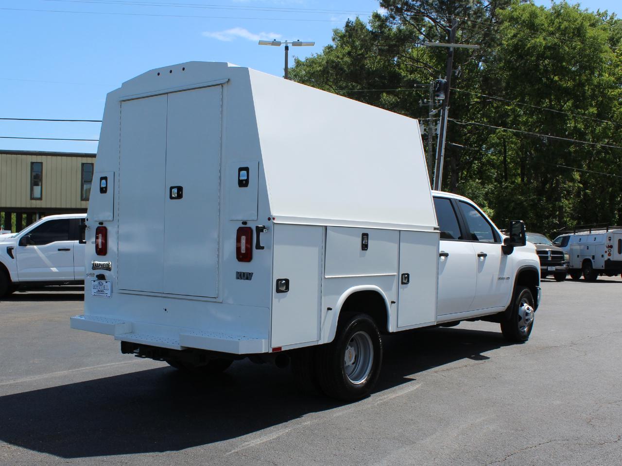 Chevrolet Silverado 3500HD Work Truck Crew Cab Long Box 4WD 2024