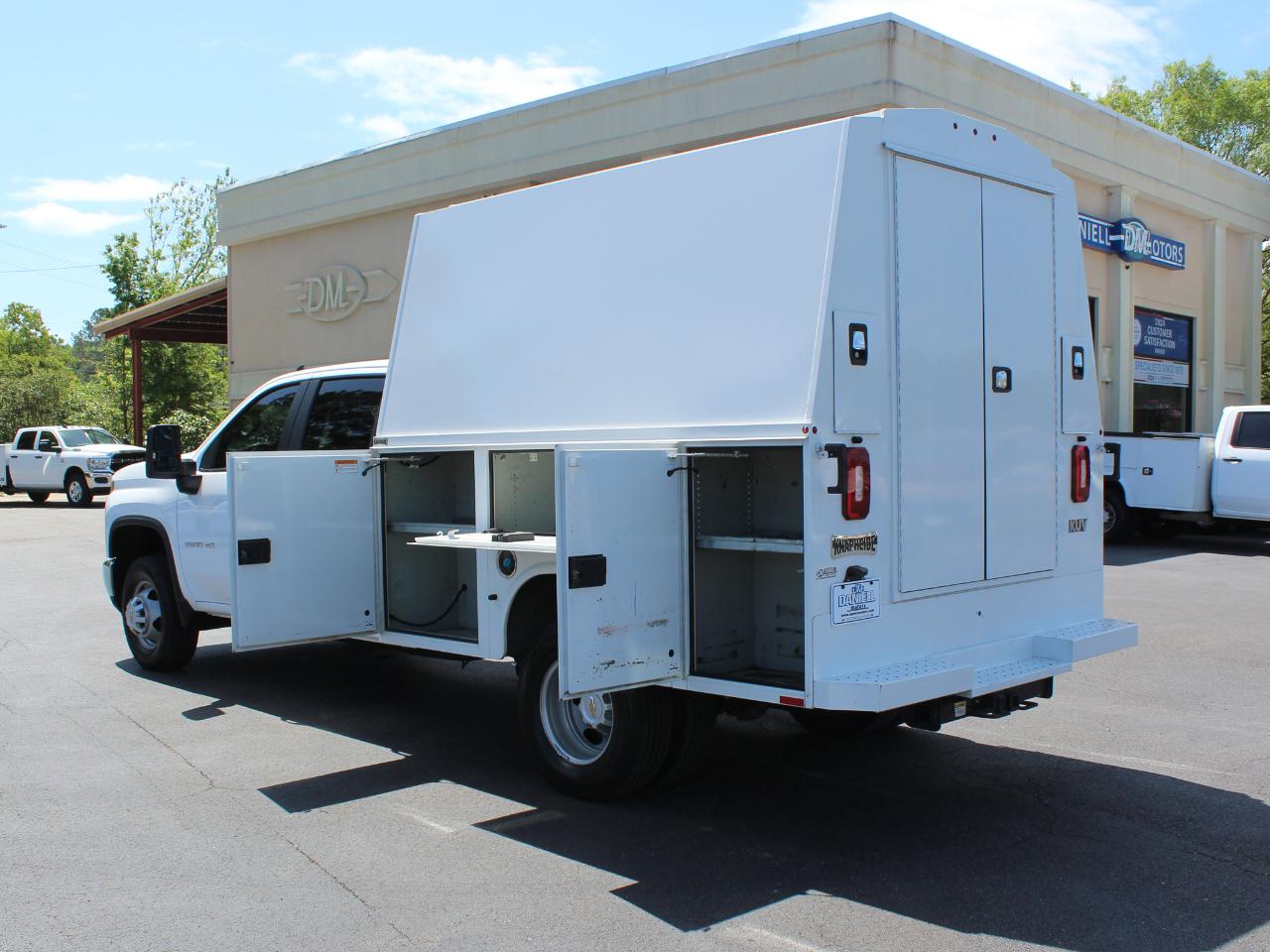 Chevrolet Silverado 3500HD Work Truck Crew Cab Long Box 4WD 2024