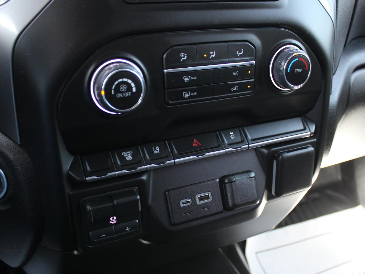 Chevrolet Silverado 3500HD Work Truck Crew Cab Long Box 4WD 2024