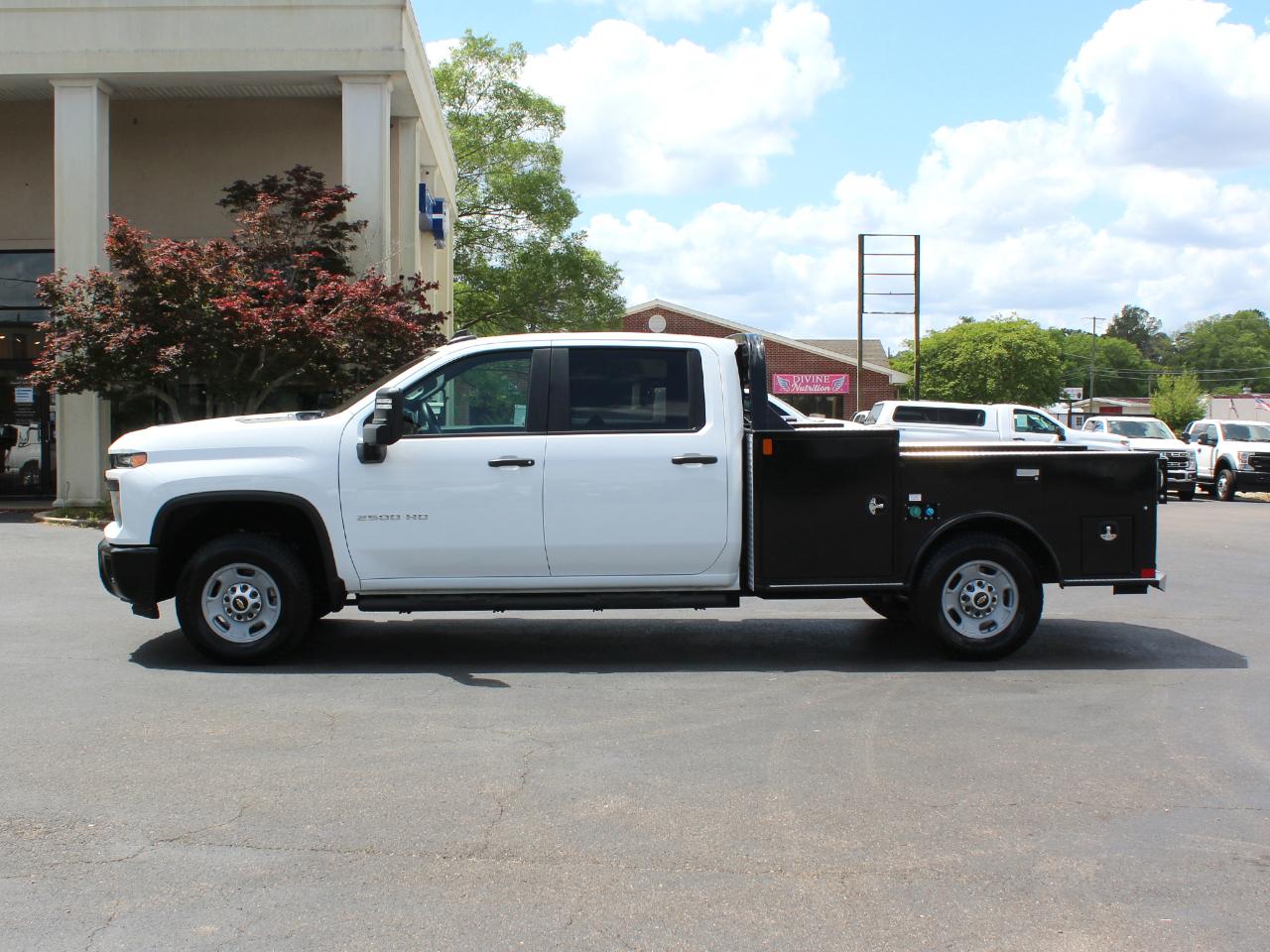 Chevrolet Silverado 2500HD Work Truck Crew Cab Long Box 4WD 2024