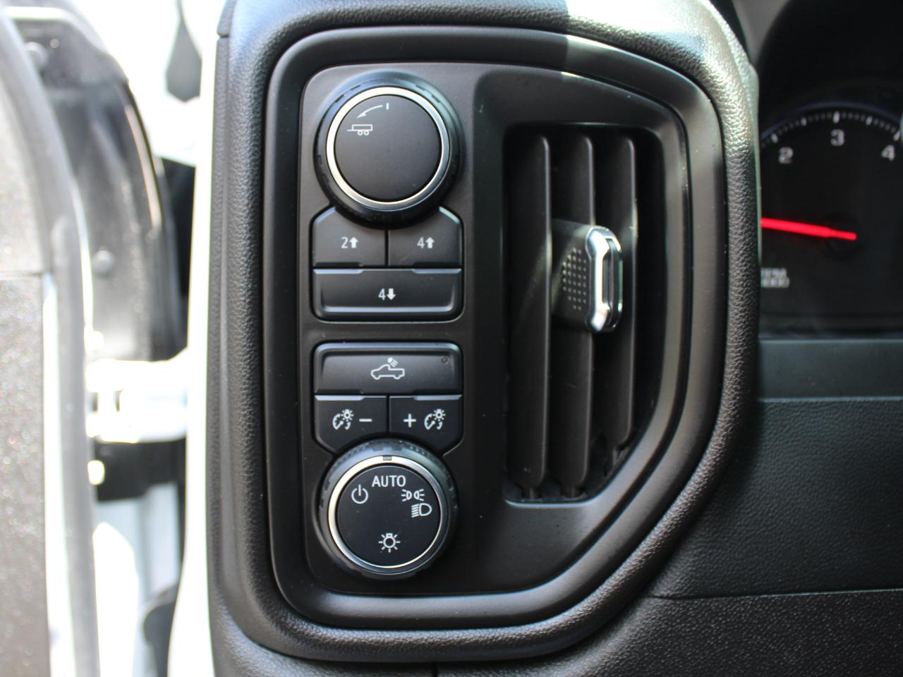 Chevrolet Silverado 2500HD Work Truck Crew Cab Long Box 4WD 2024