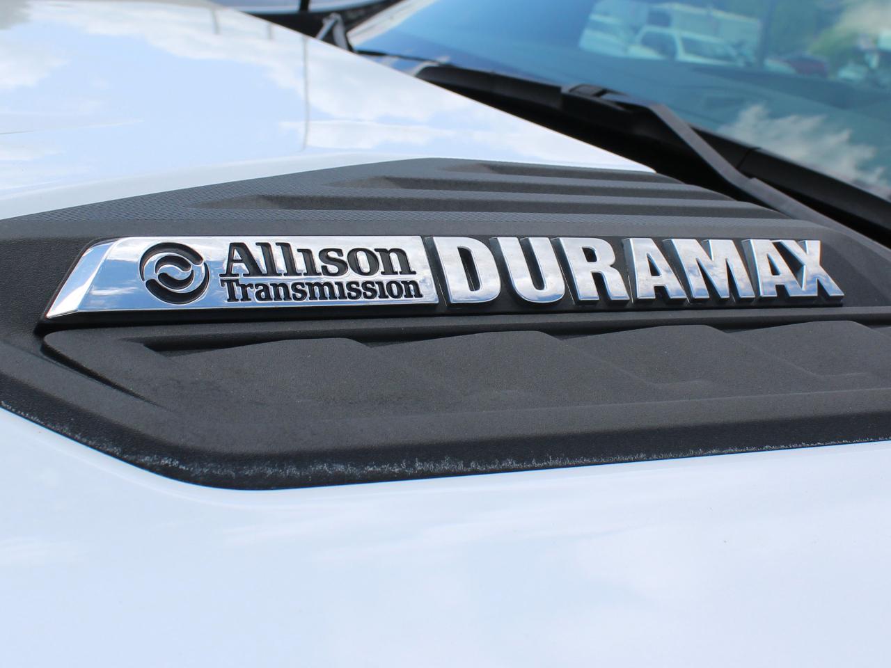 Chevrolet Silverado 2500HD Work Truck Crew Cab Long Box 4WD 2024