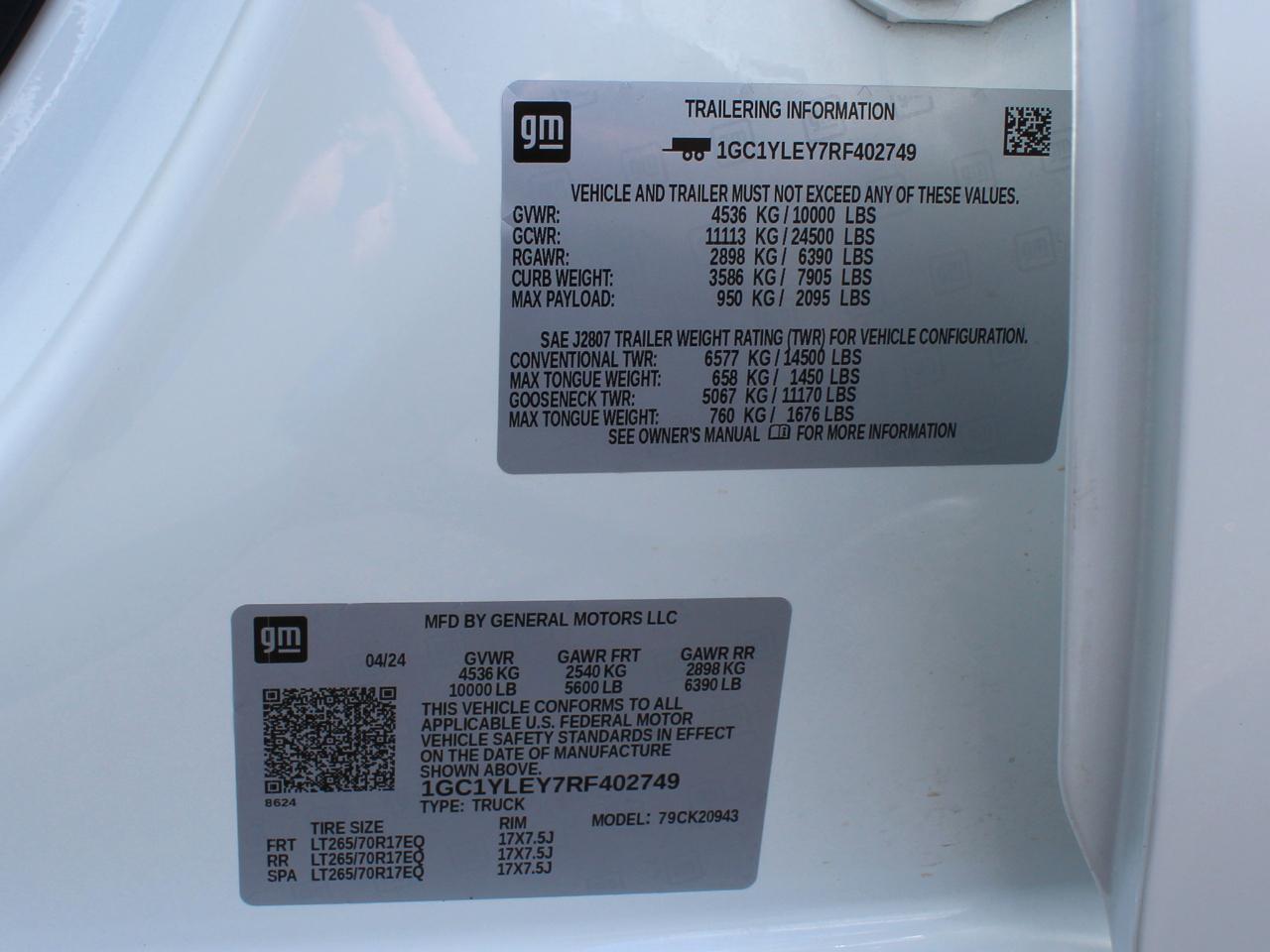 Chevrolet Silverado 2500HD Work Truck Crew Cab Long Box 4WD 2024