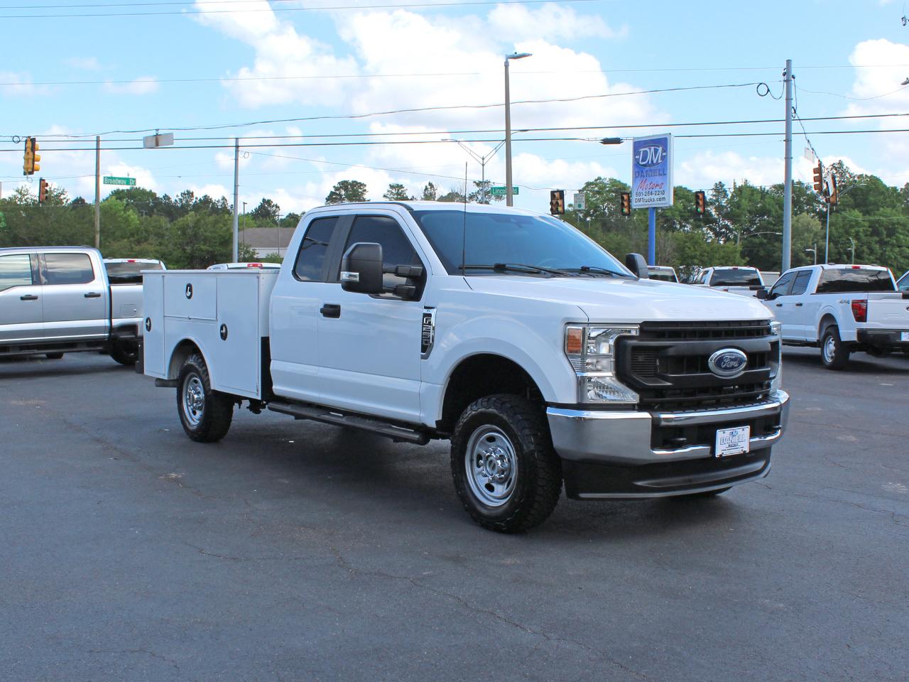 Ford F-250 SD XL SuperCab Long Bed 4WD 2022