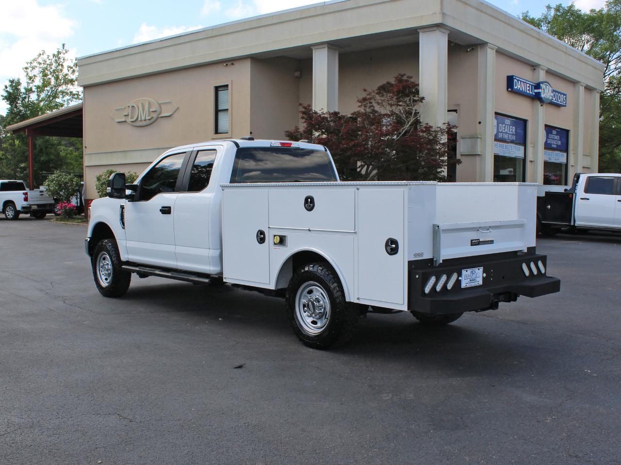 Ford F-250 SD XL SuperCab Long Bed 4WD 2022
