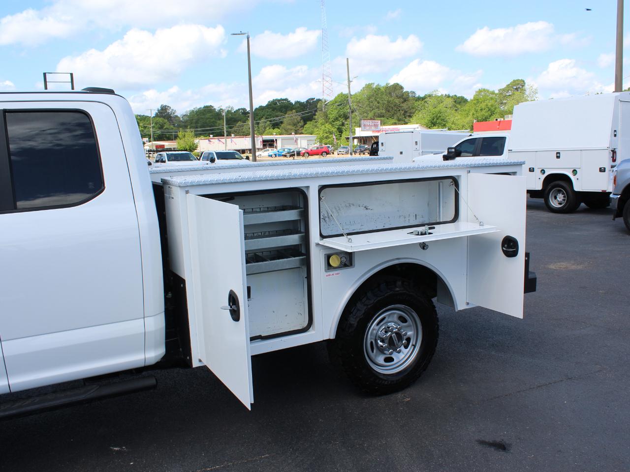 Ford F-250 SD XL SuperCab Long Bed 4WD 2022