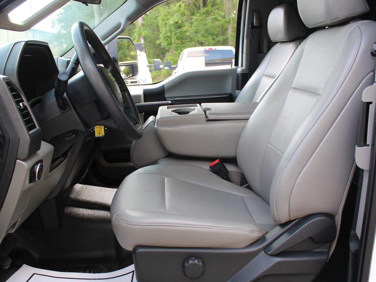 Ford F-250 SD XL SuperCab Long Bed 4WD 2022