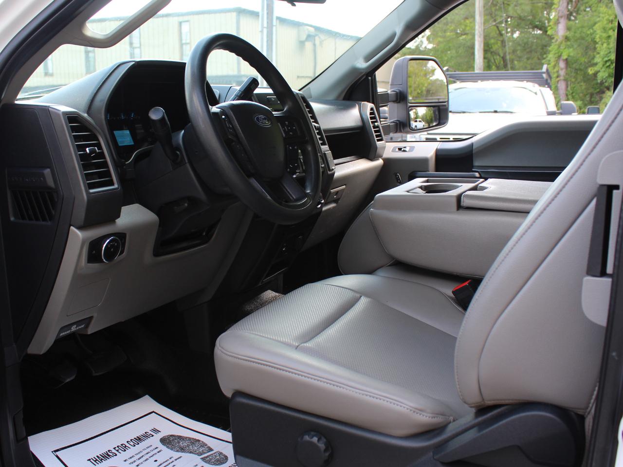 Ford F-250 SD XL SuperCab Long Bed 4WD 2022