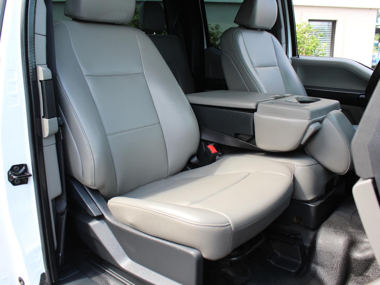 Ford F-250 SD XL SuperCab Long Bed 4WD 2022