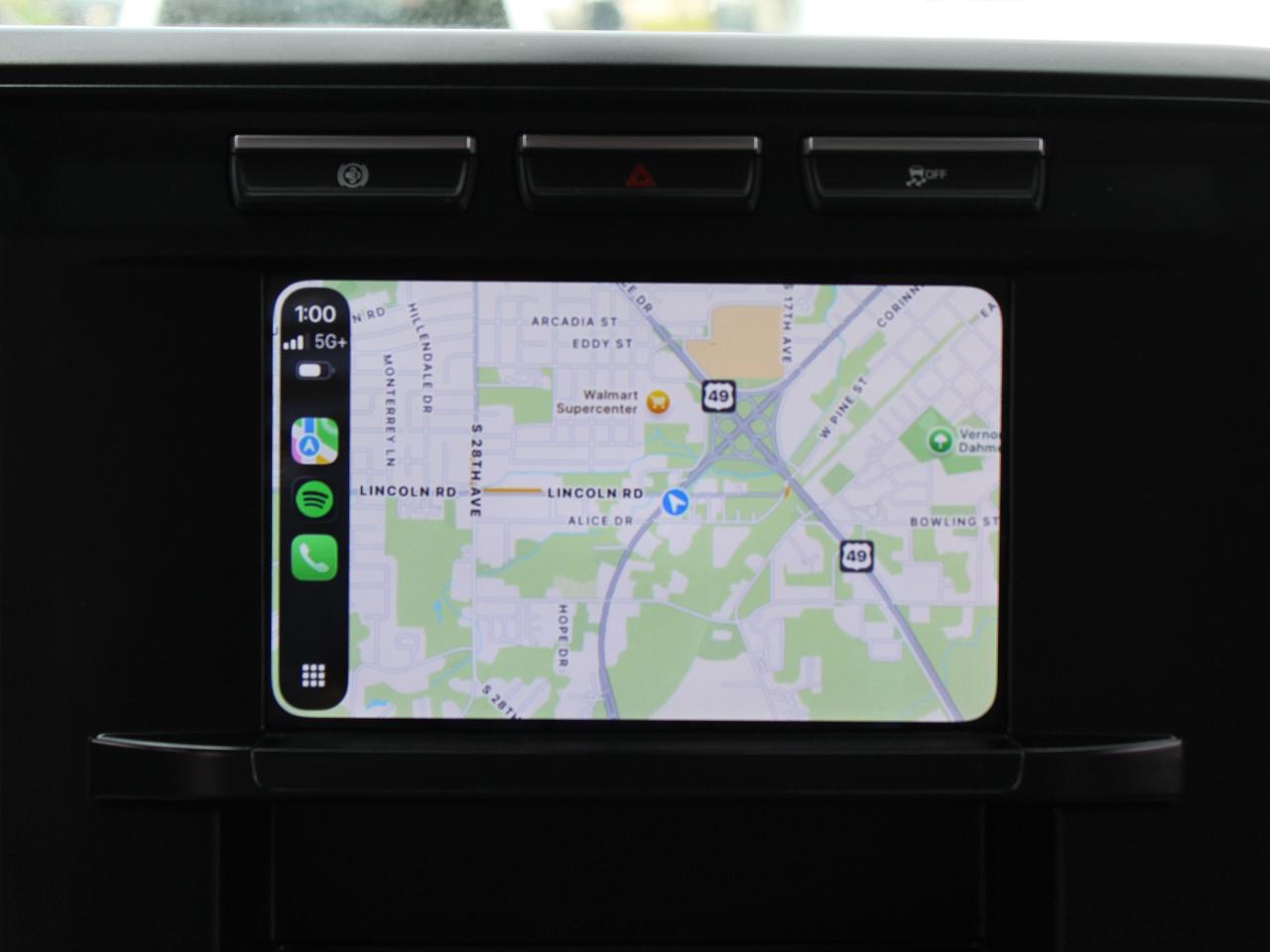 Ford F-350 SD XL Crew Cab Long Bed DRW 4WD 2024