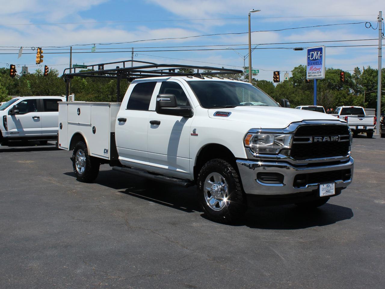 RAM 2500 Tradesman Crew Cab LWB 4WD 2024