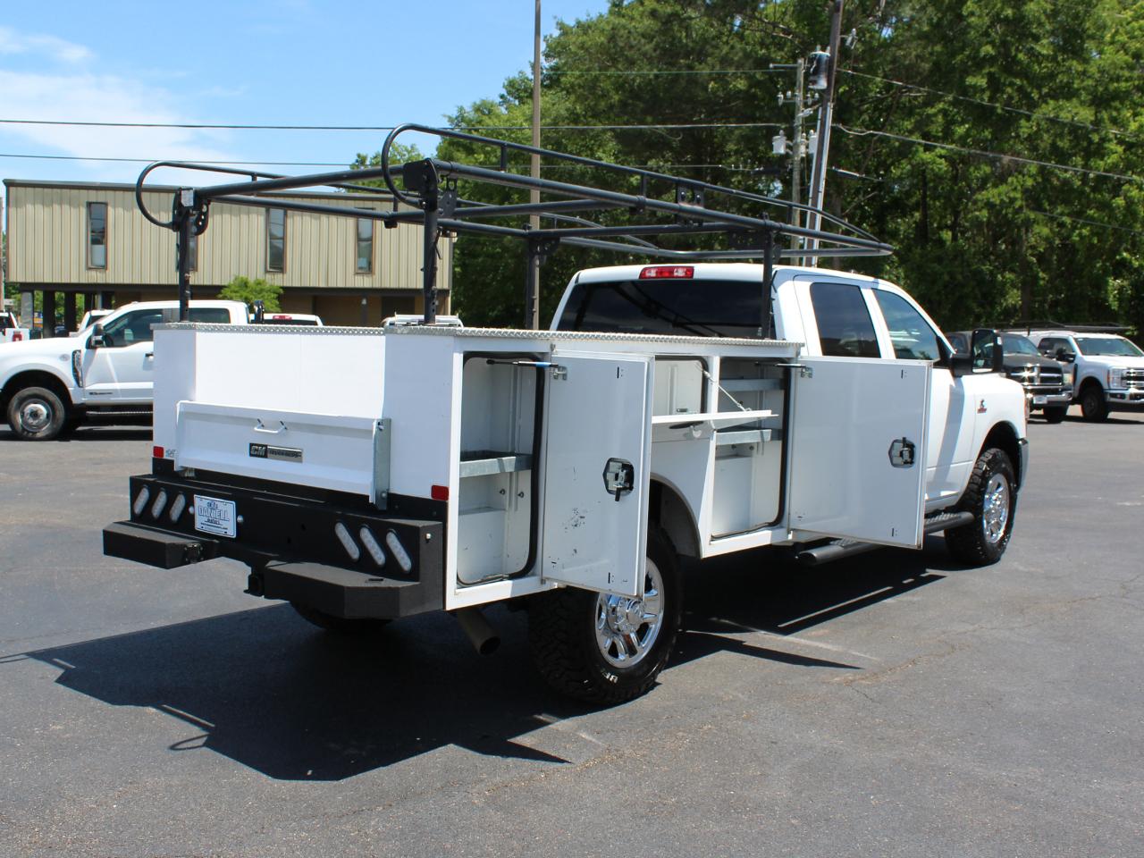 RAM 2500 Tradesman Crew Cab LWB 4WD 2024