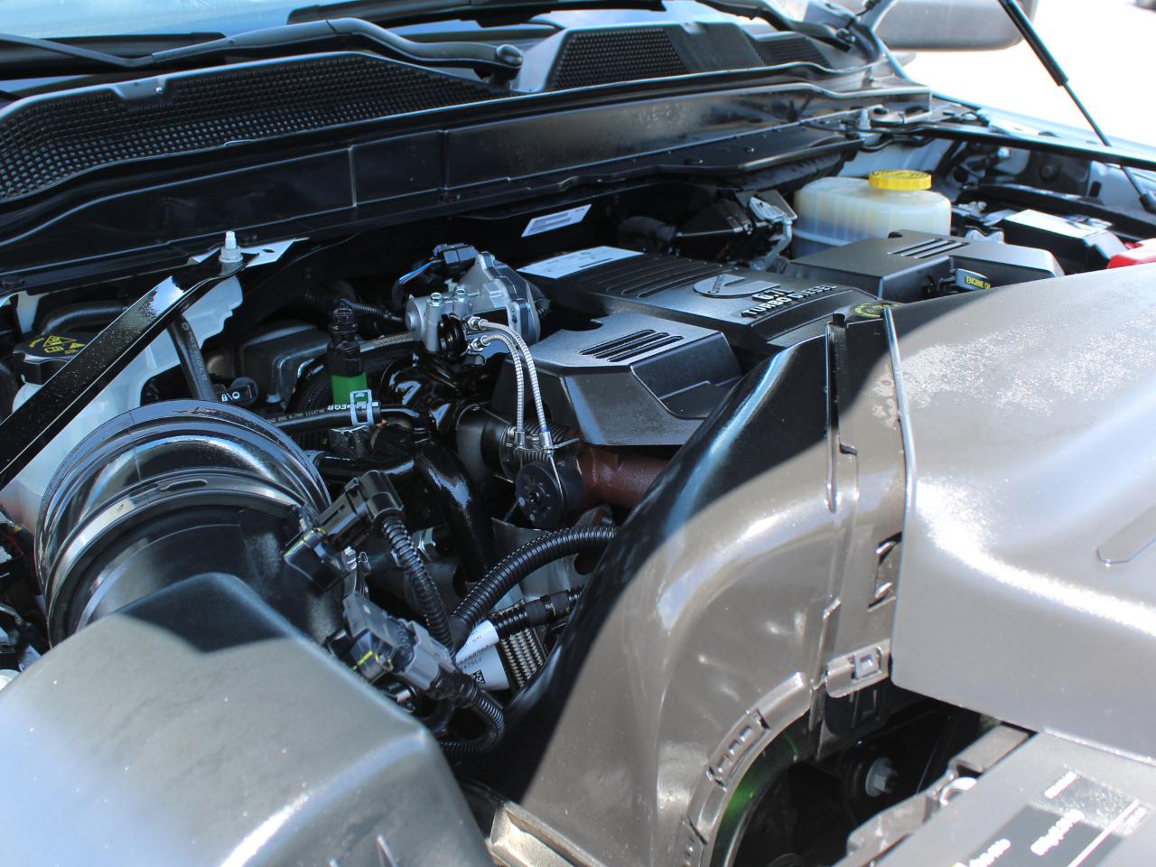 RAM 2500 Tradesman Crew Cab LWB 4WD 2024