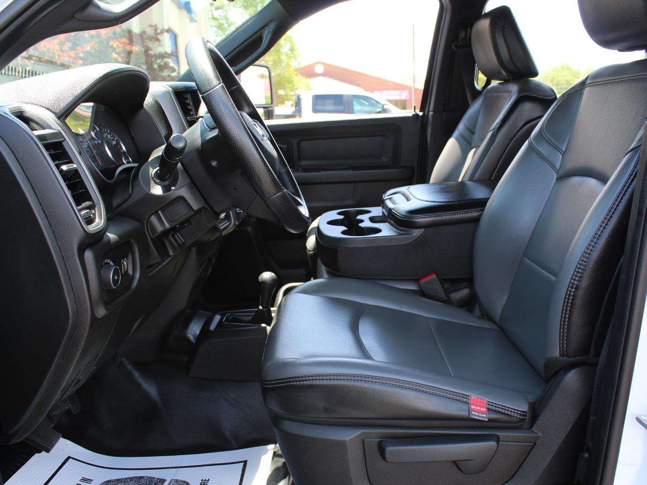 RAM 2500 Tradesman Crew Cab LWB 4WD 2024