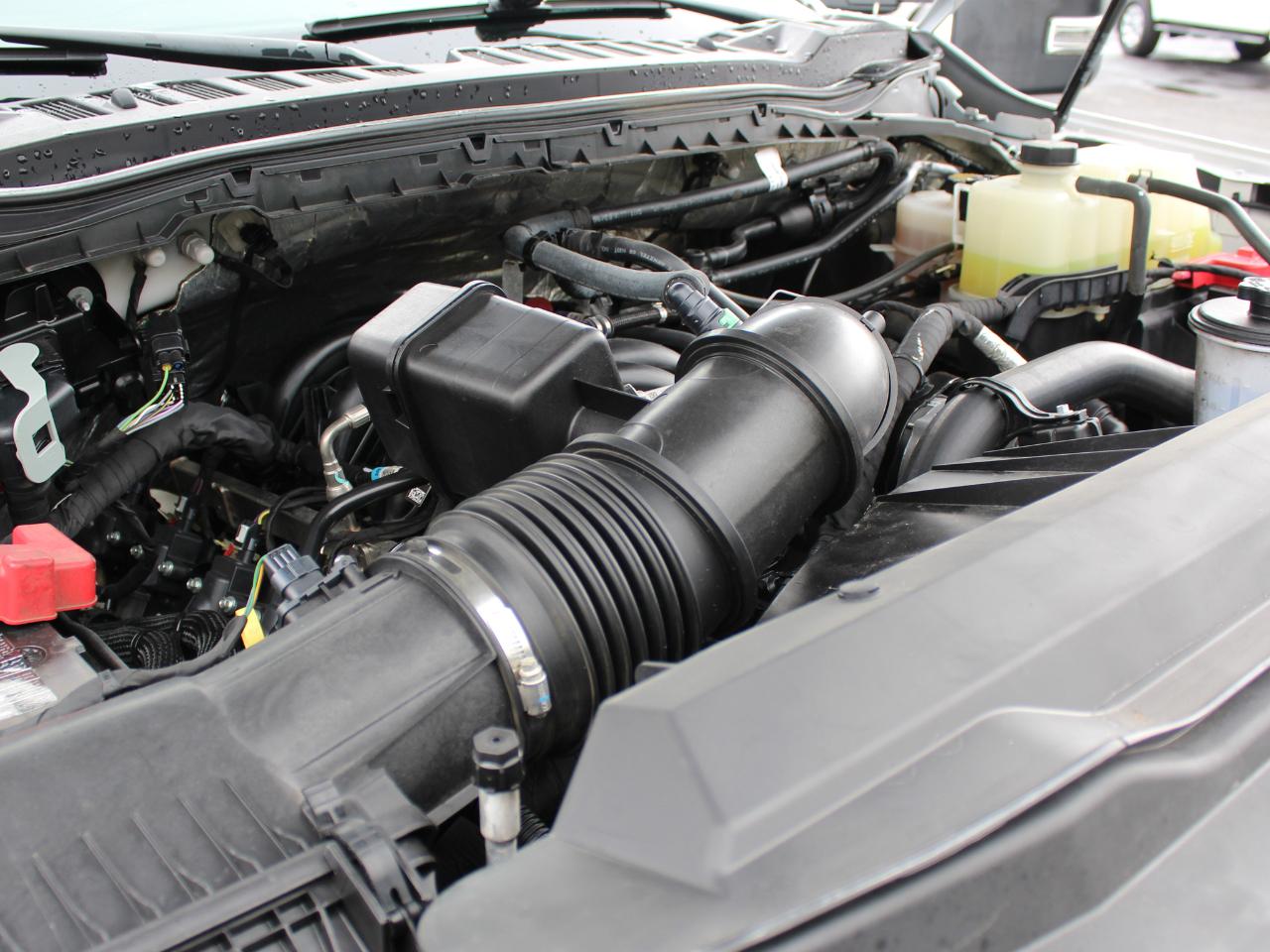 Ford F-350 SD XL SuperCab Long Bed 4WD 2023