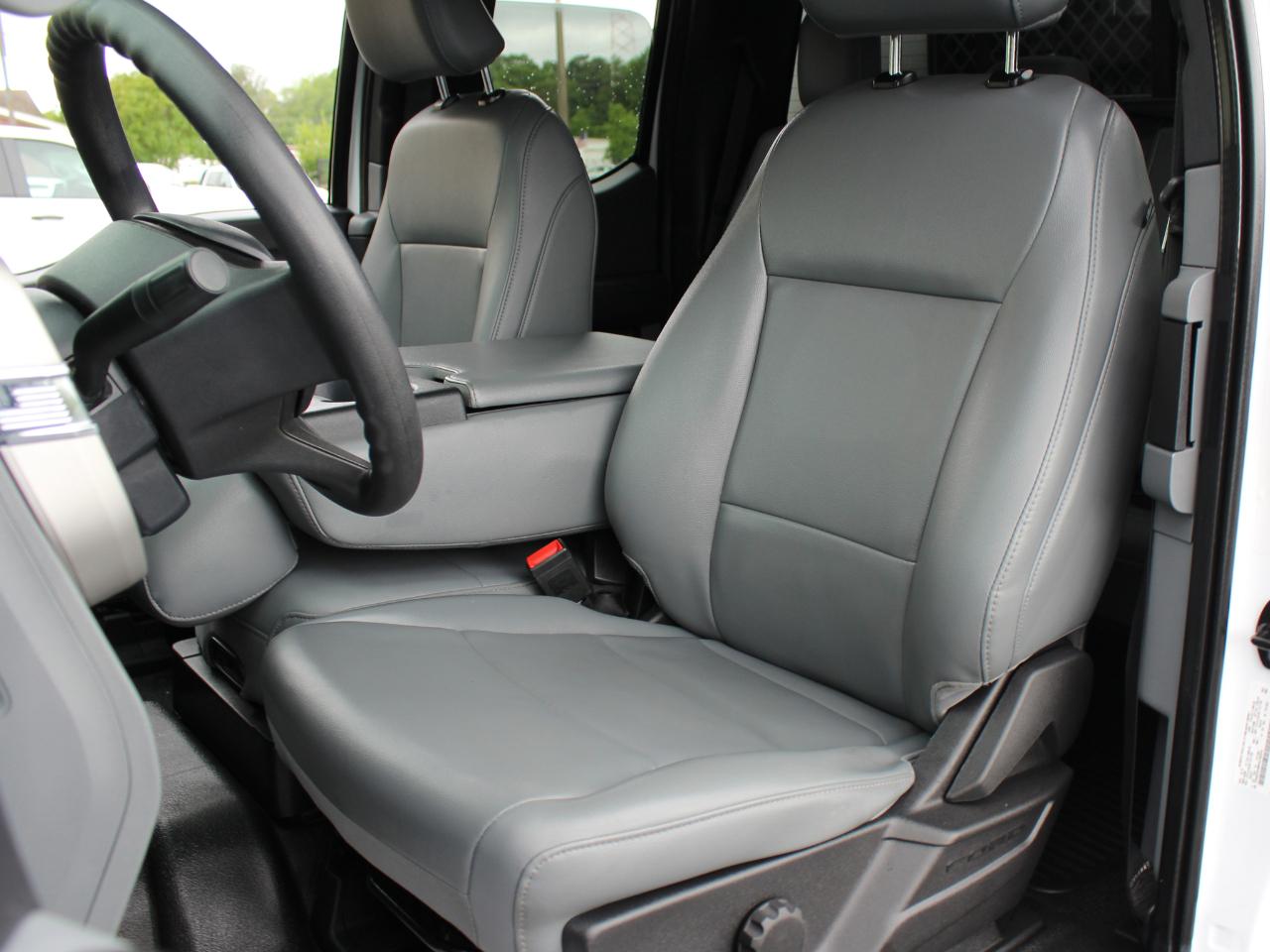 Ford F-350 SD XL SuperCab Long Bed 4WD 2023