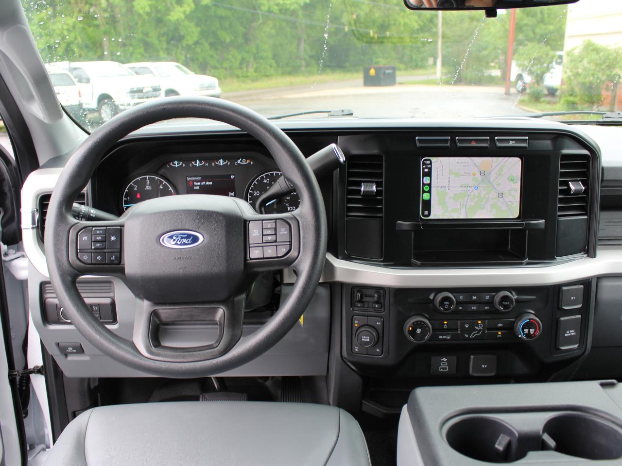 Ford F-350 SD XL SuperCab Long Bed 4WD 2023