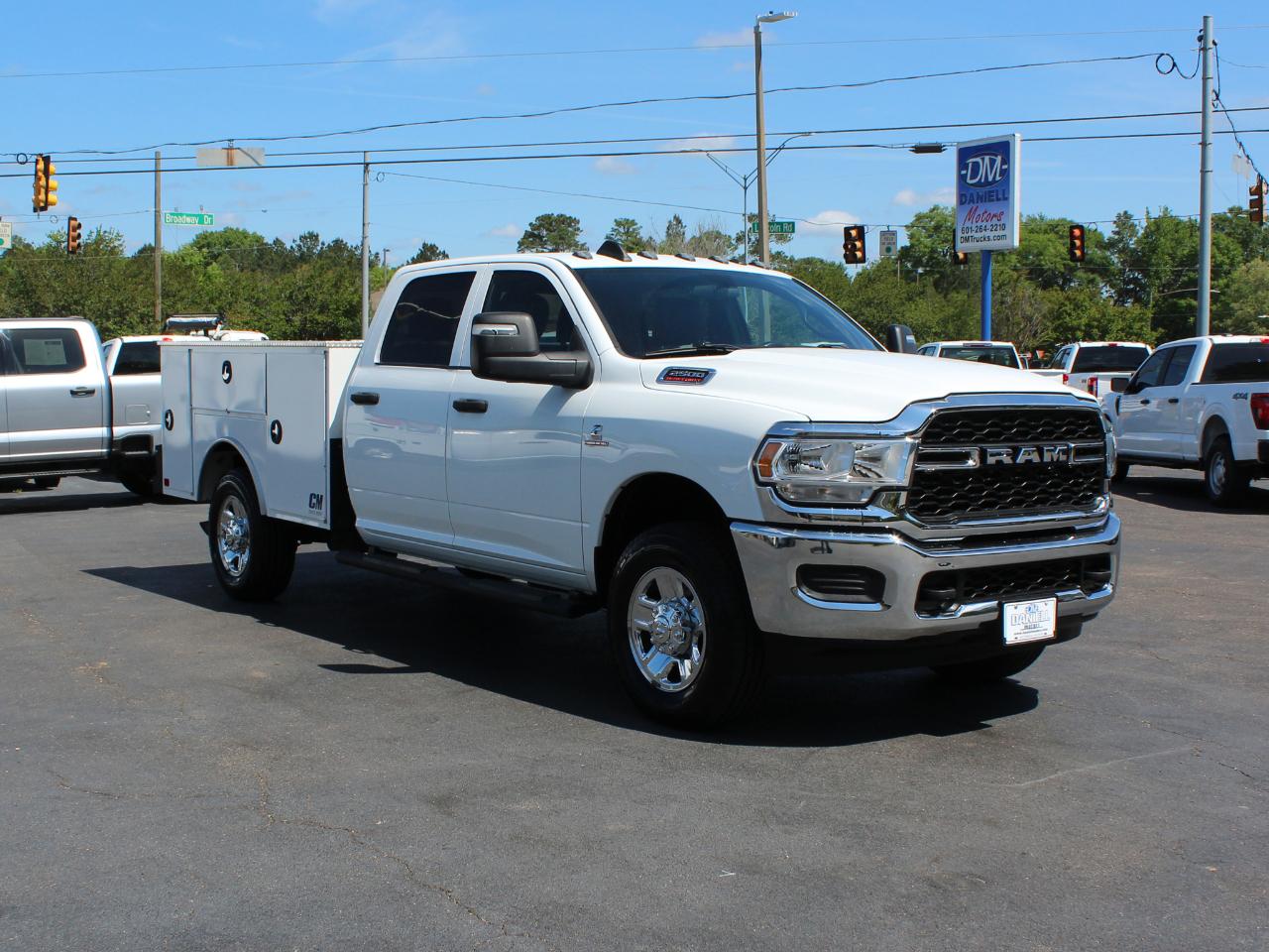 RAM 2500 Tradesman Crew Cab LWB 4WD 2024