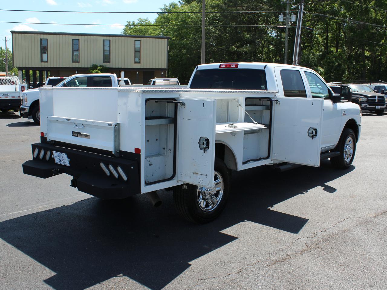 RAM 2500 Tradesman Crew Cab LWB 4WD 2024