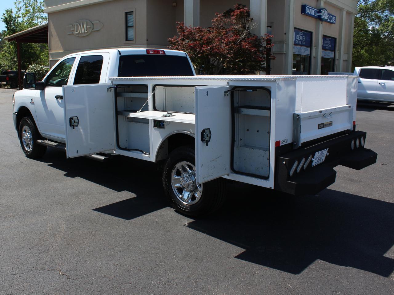 RAM 2500 Tradesman Crew Cab LWB 4WD 2024