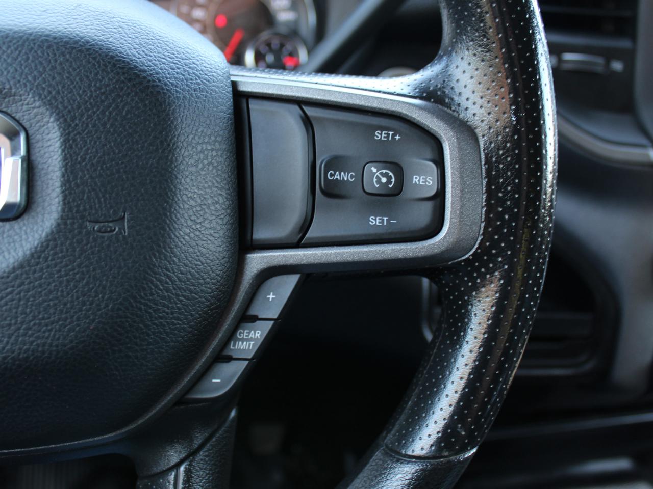 RAM 2500 Tradesman Crew Cab LWB 4WD 2024