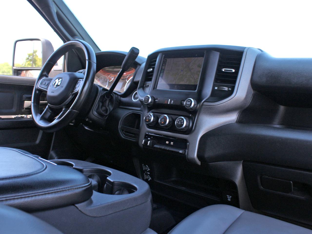RAM 2500 Tradesman Crew Cab LWB 4WD 2024