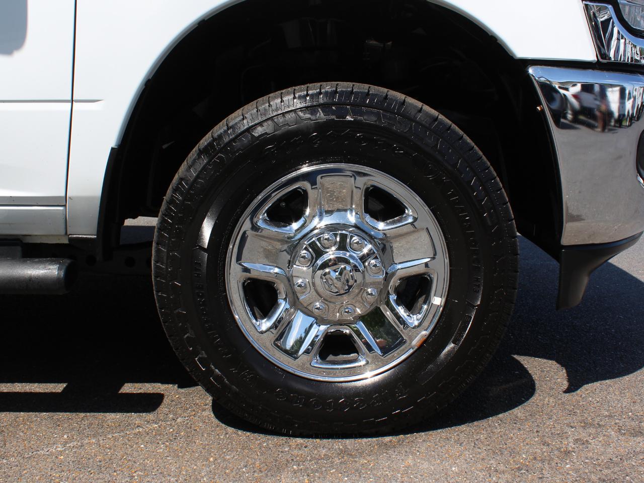 RAM 2500 Tradesman Crew Cab LWB 4WD 2024