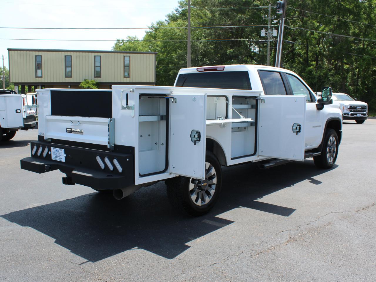 Chevrolet Silverado 2500HD Custom Crew Cab Long Box 4WD 2025