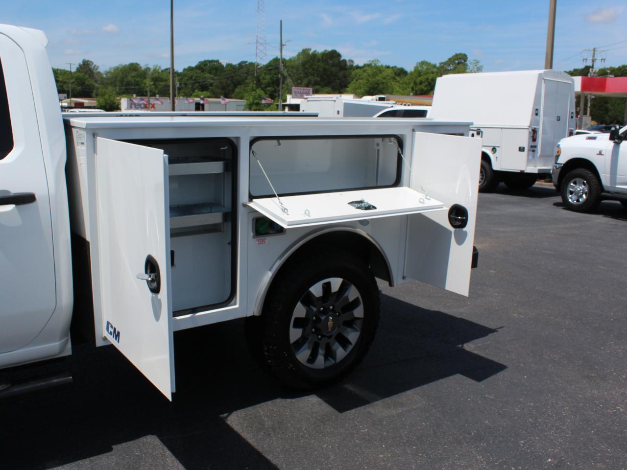 Chevrolet Silverado 2500HD Custom Crew Cab Long Box 4WD 2025
