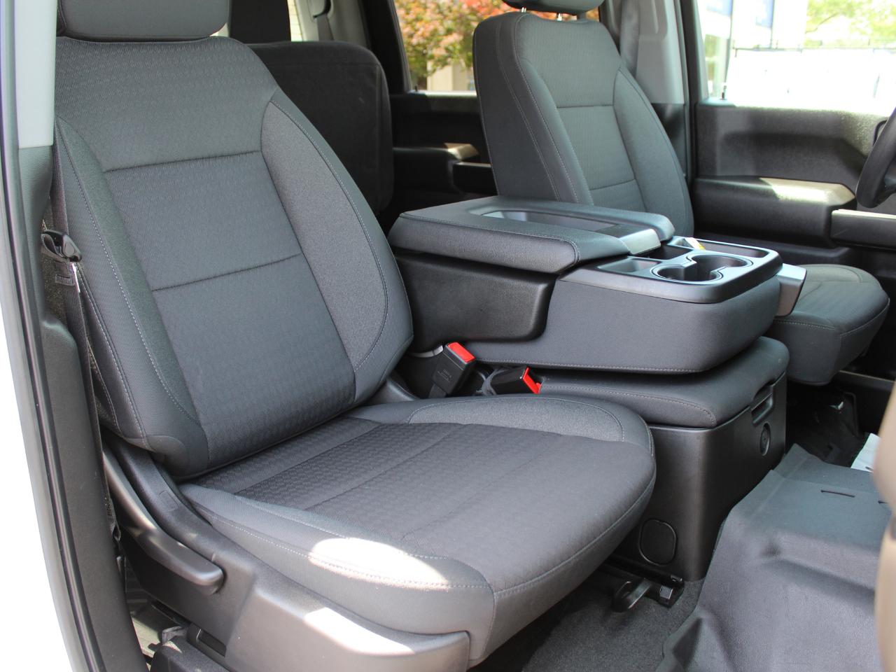 Chevrolet Silverado 2500HD Custom Crew Cab Long Box 4WD 2025