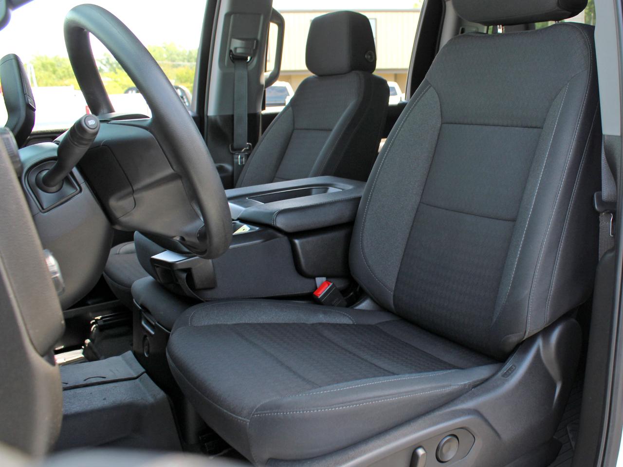 Chevrolet Silverado 2500HD Custom Crew Cab Long Box 4WD 2025