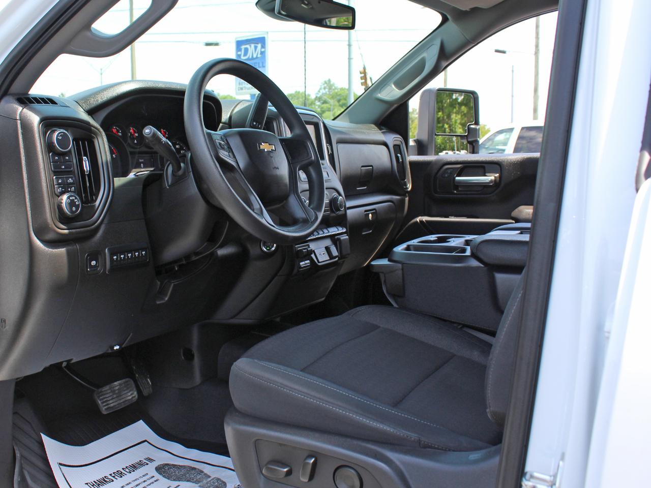 Chevrolet Silverado 2500HD Custom Crew Cab Long Box 4WD 2025