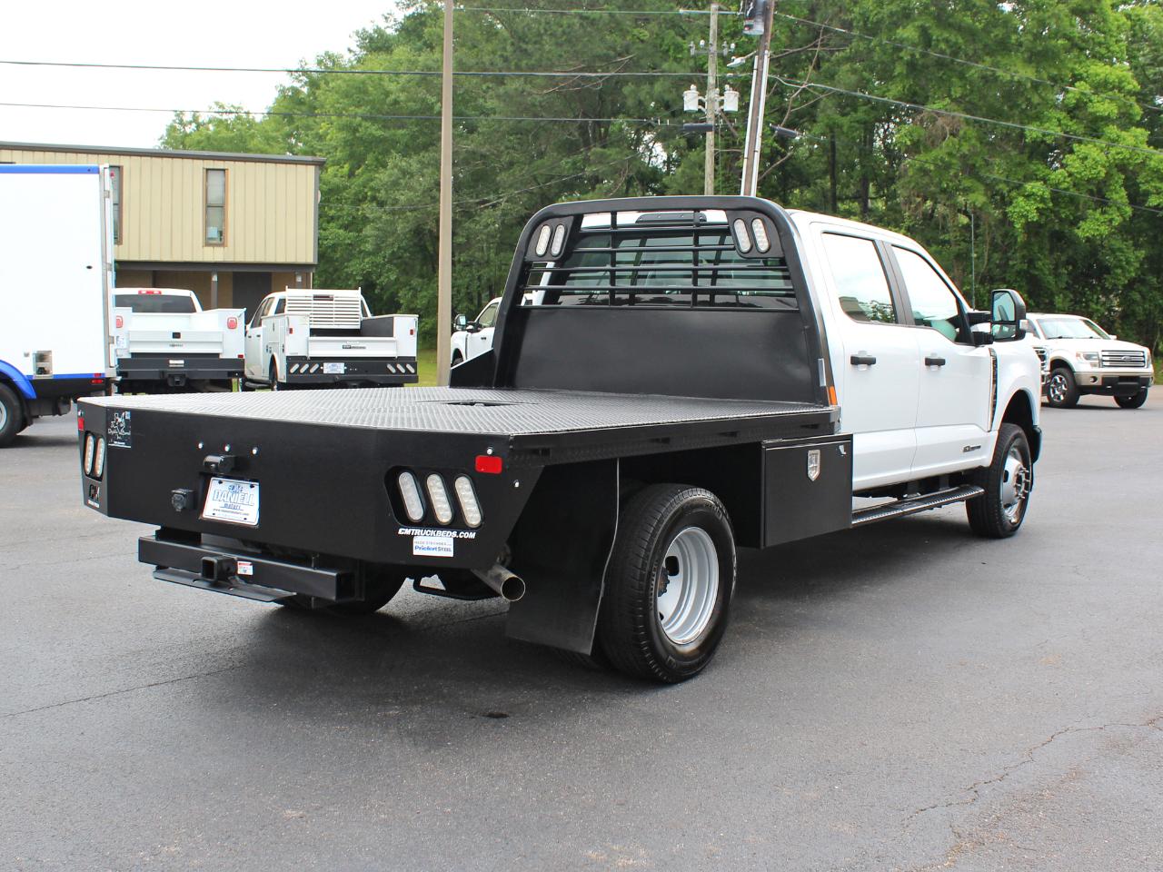 Ford F-350 SD XL Crew Cab Long Bed DRW 4WD 2024