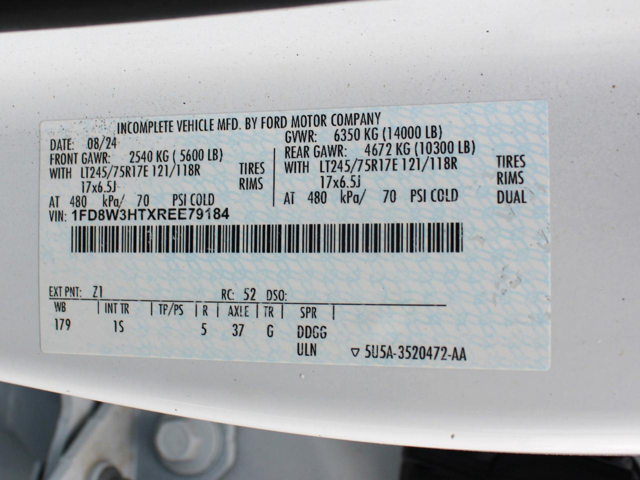 Ford F-350 SD XL Crew Cab Long Bed DRW 4WD 2024