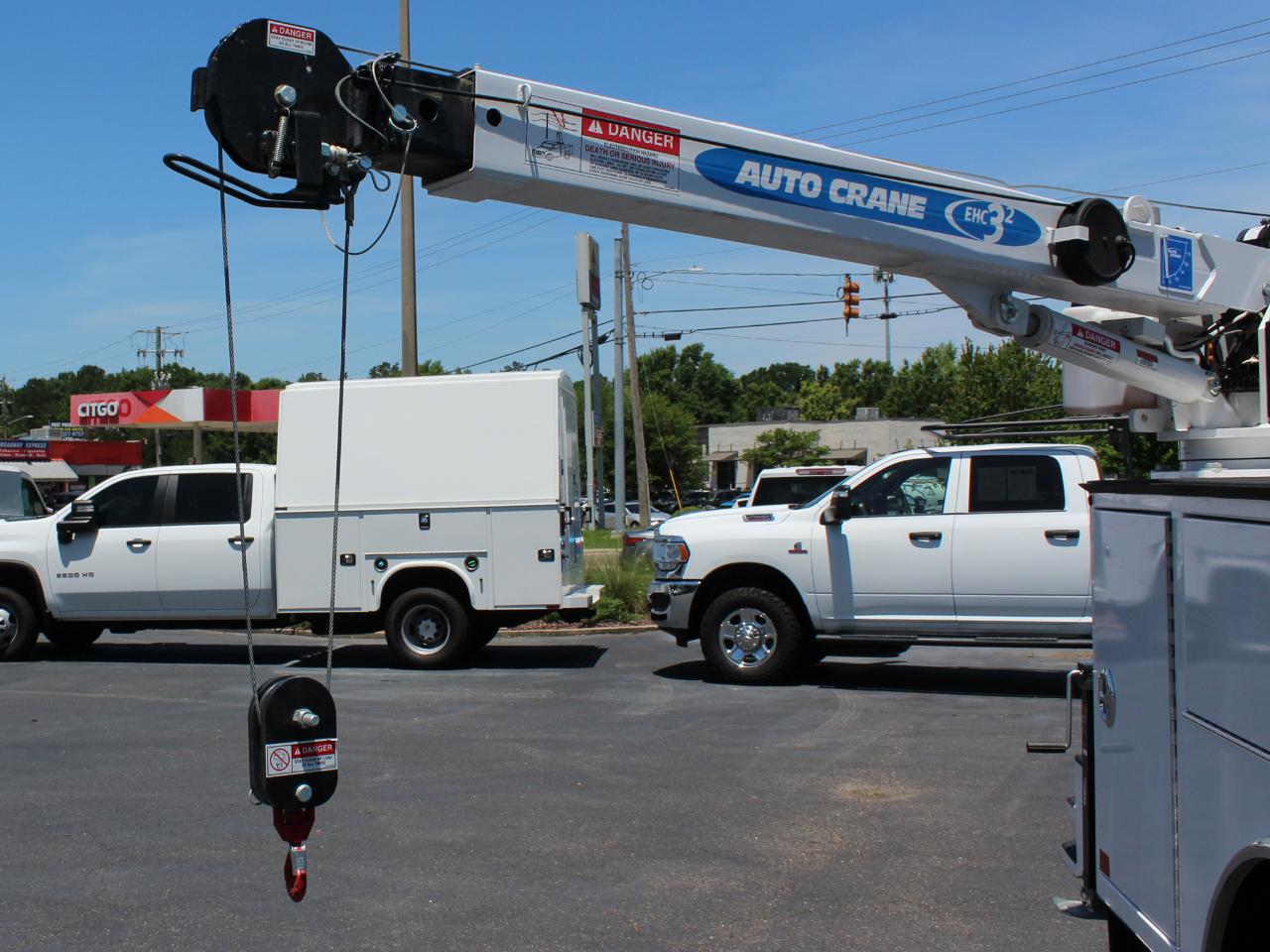 Ford F-350 SD XL Crew Cab Long Bed DRW 4WD 2024