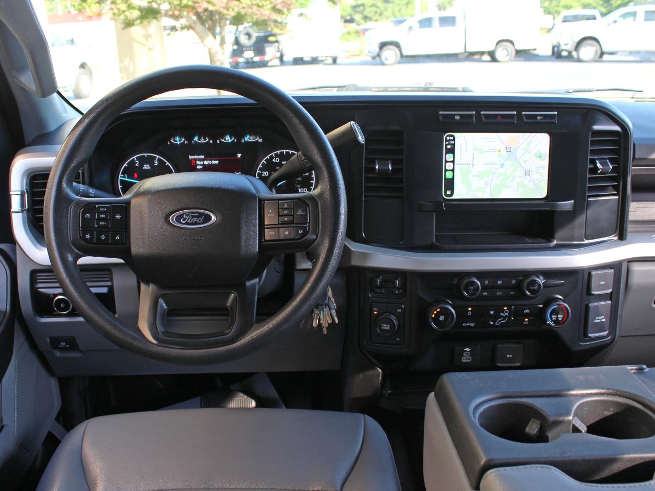 Ford F-350 SD XL Crew Cab Long Bed DRW 4WD 2024
