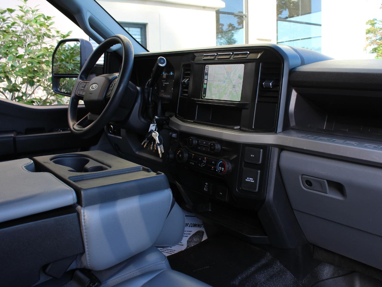 Ford F-350 SD XL Crew Cab Long Bed DRW 4WD 2024