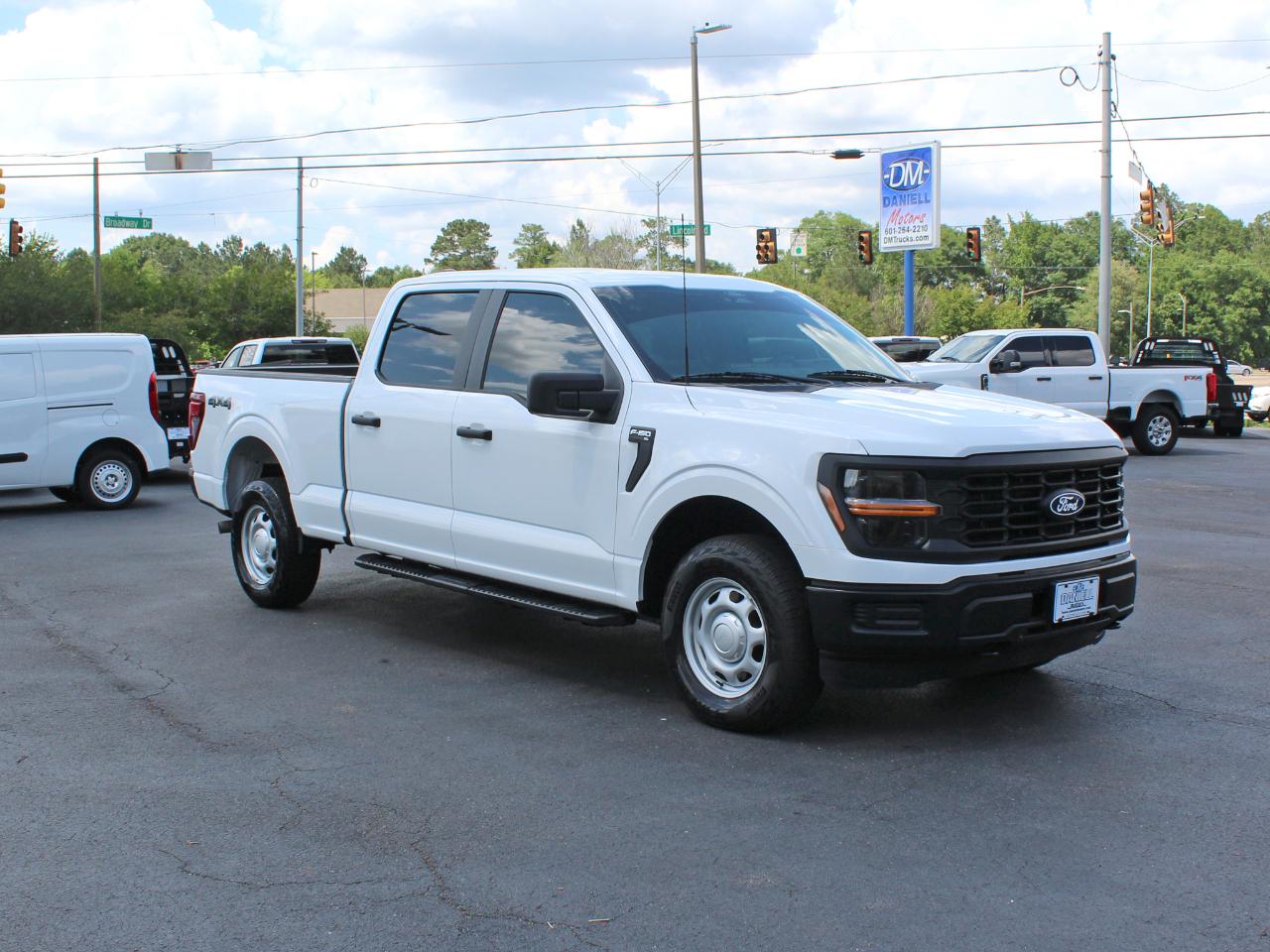 Ford F-150 XL SuperCrew 6.5 ft. 4WD 2024
