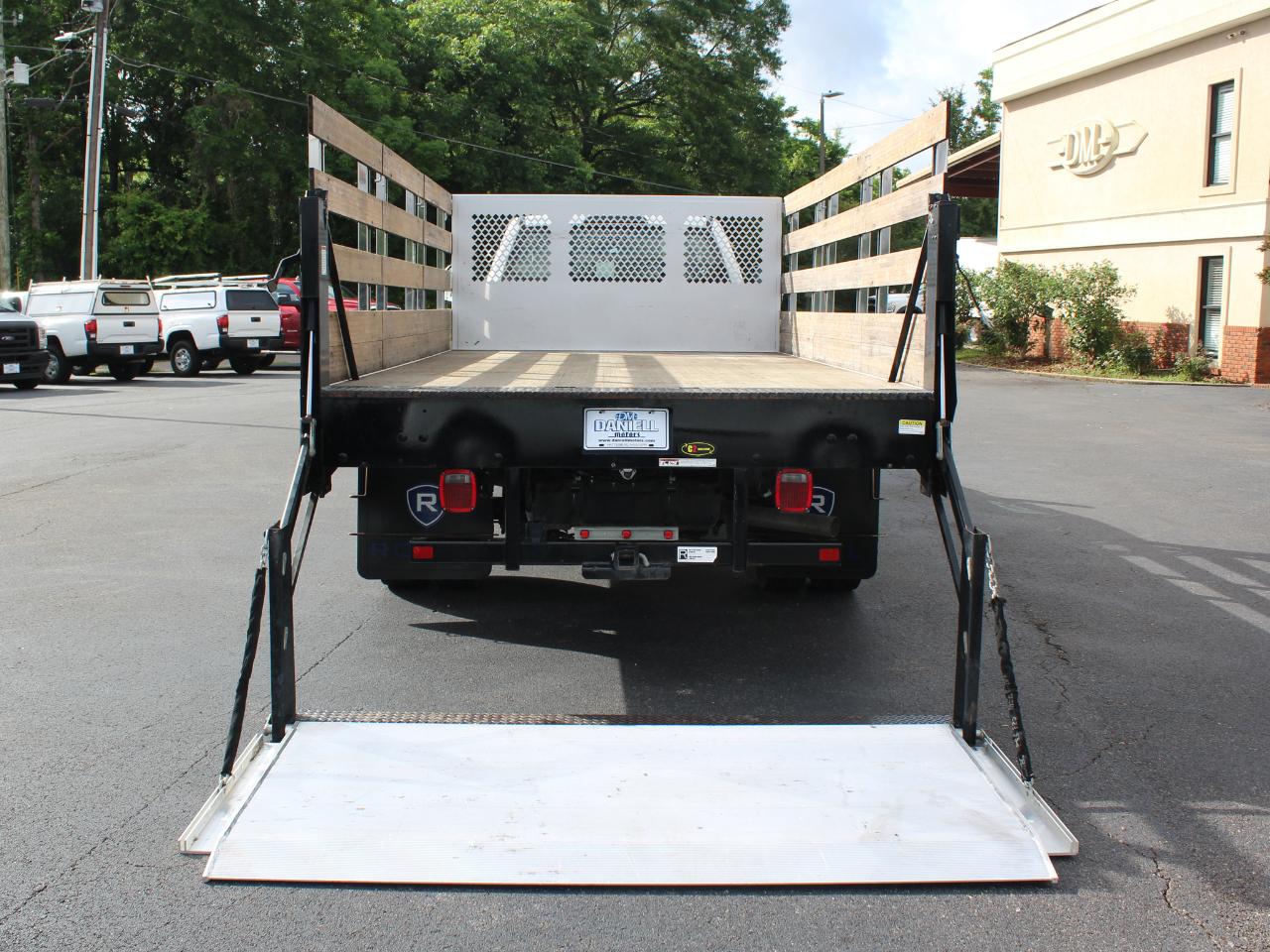Ford F-450 SD Regular Cab DRW 4WD 2024