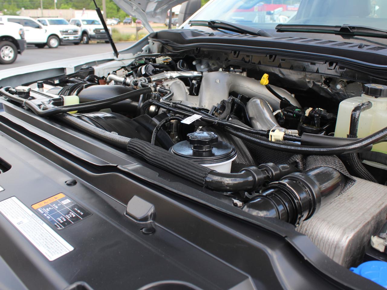 Ford F-450 SD Regular Cab DRW 4WD 2024
