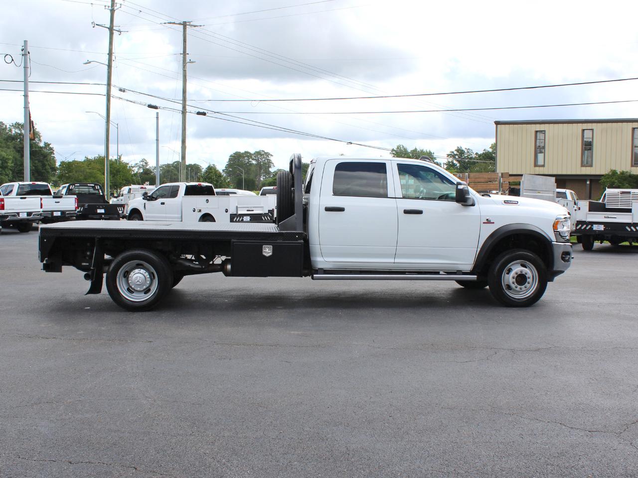 RAM 5500 Crew Cab LWB 4WD DRW 2024