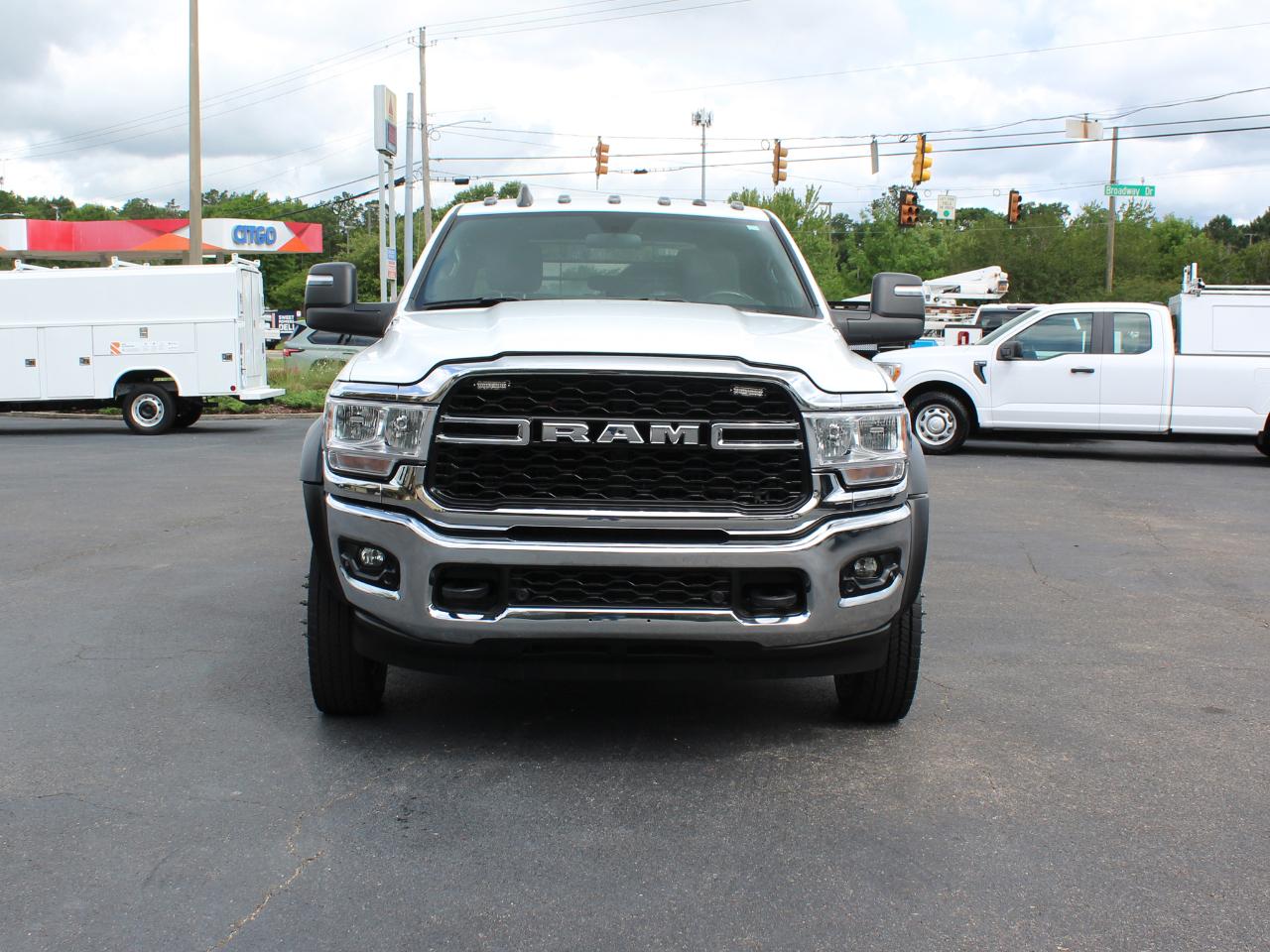 RAM 5500 Crew Cab LWB 4WD DRW 2024