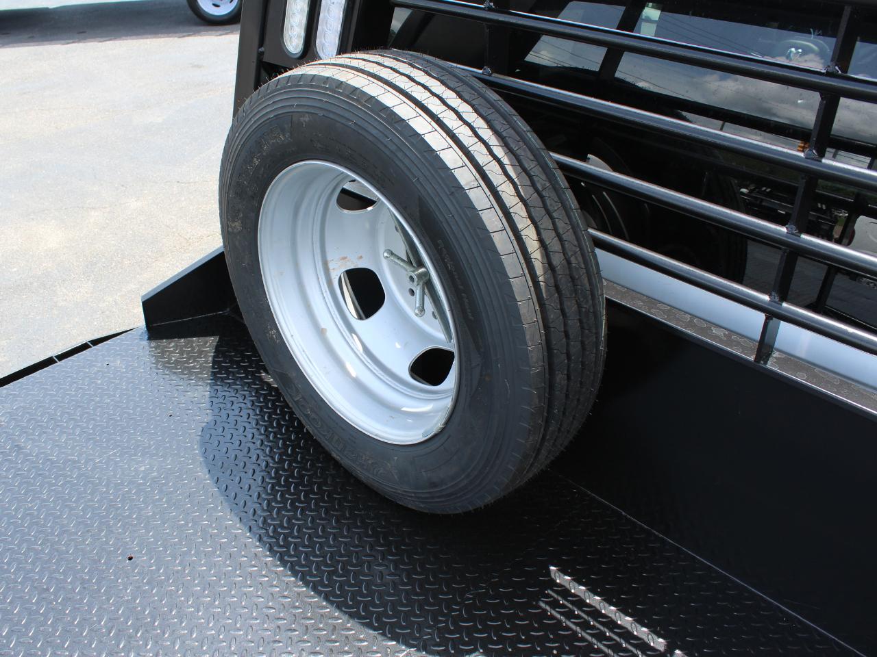 RAM 5500 Crew Cab LWB 4WD DRW 2024