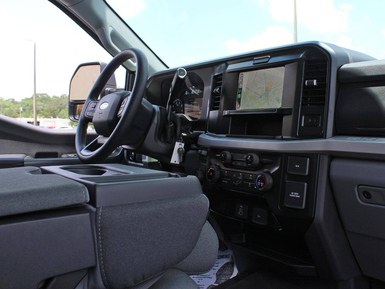 Ford F-350 SD XLT Crew Cab Long Bed 4WD 2025